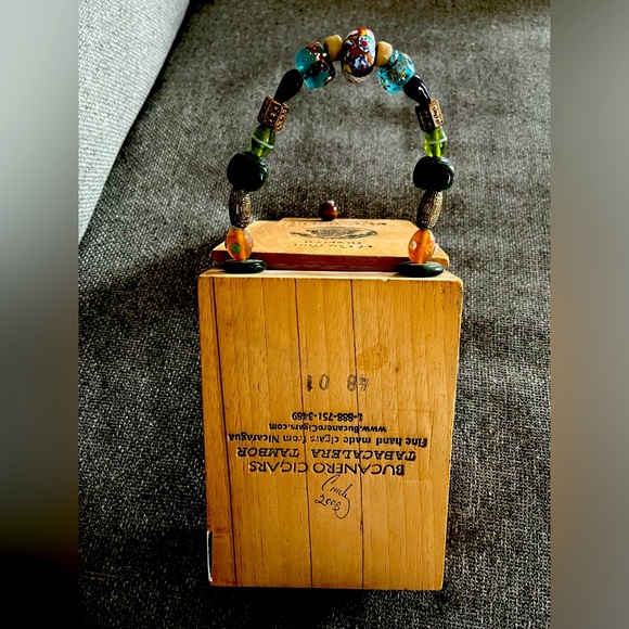 📞 Talk about unique?! Handmade Cigar Box Handpurse in cigar box size - Picture 3 of 5